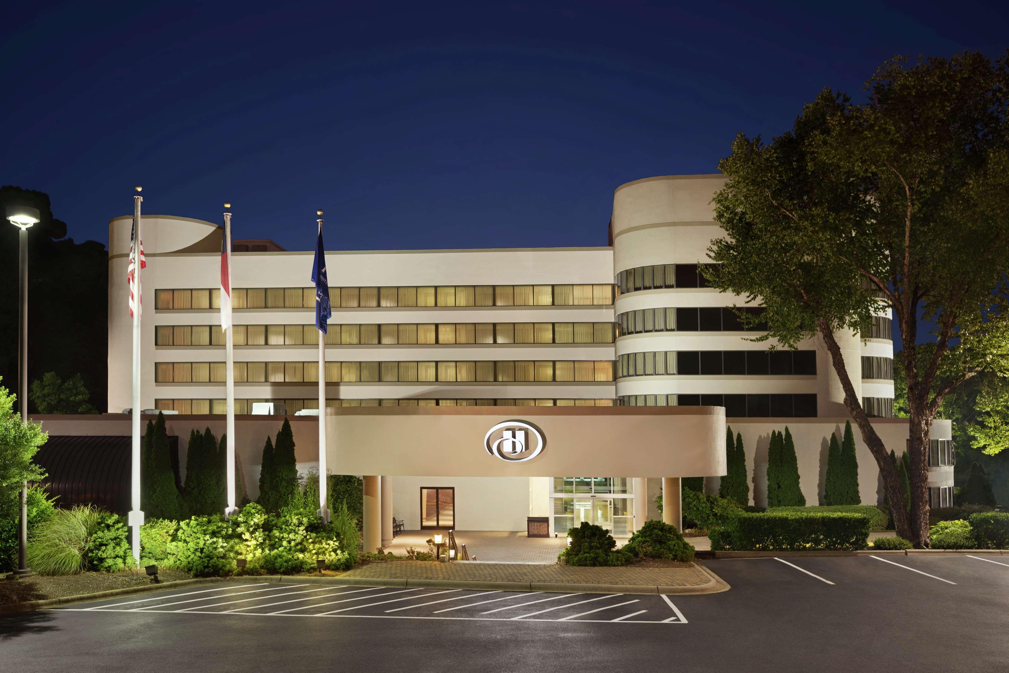 Hotel Hilton Charlotte Executive Park Extérieur photo