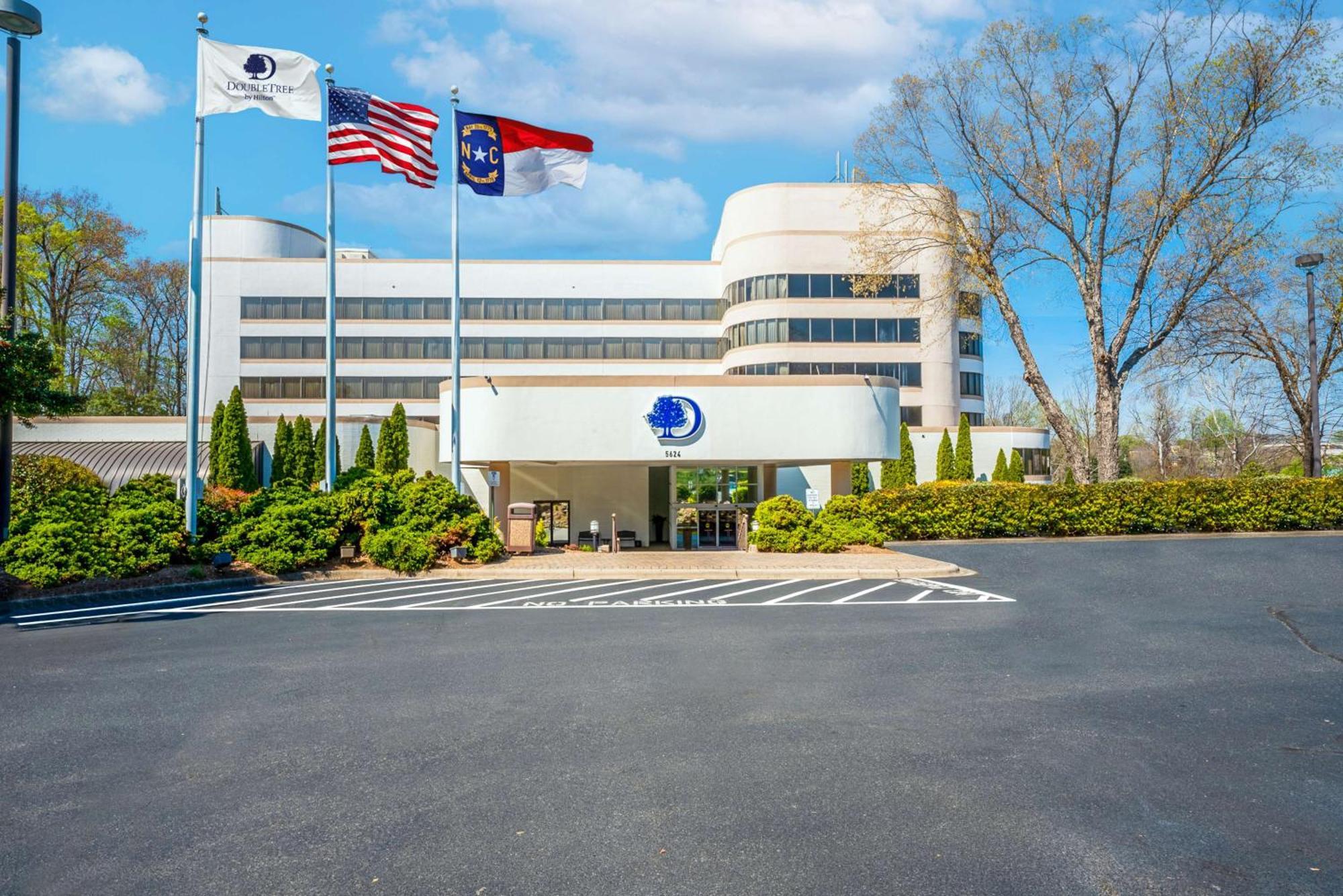Hotel Hilton Charlotte Executive Park Extérieur photo